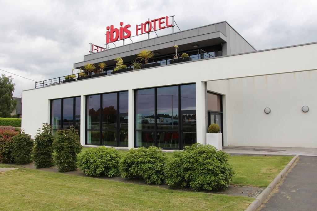 Hotel Ibis Guingamp Coeur De Bretagne Ploumagoar Exterior photo